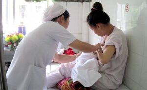Tiếng Anh giúp người học ngành Hộ sinh nâng cao chuyên môn và mở rộng cơ hội nghề nghiệp